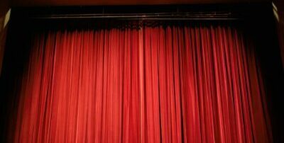 theater-432045_1920
